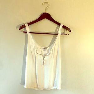 Zipper front Sleeveless blouse